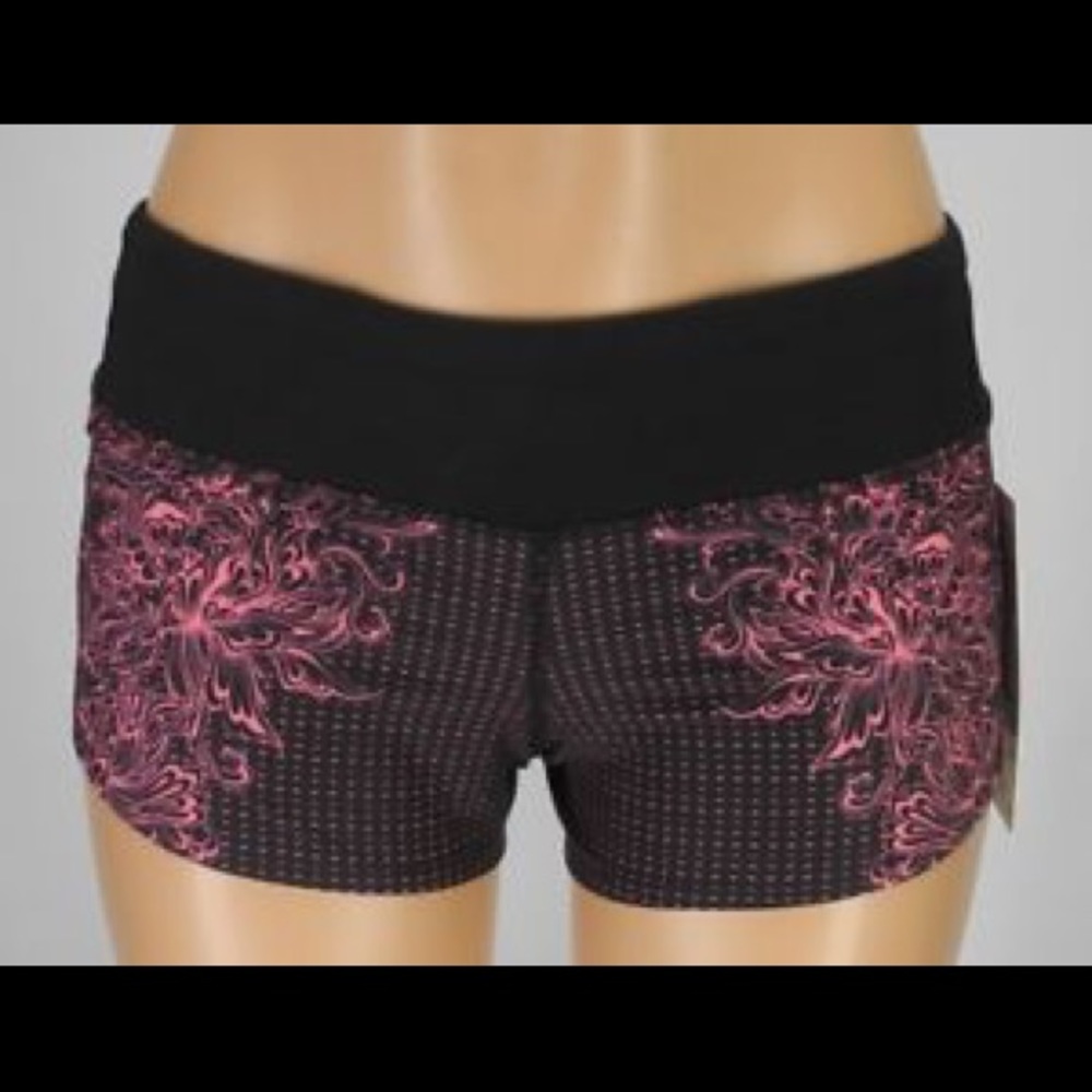 RARE Lululemon Speed Shorts